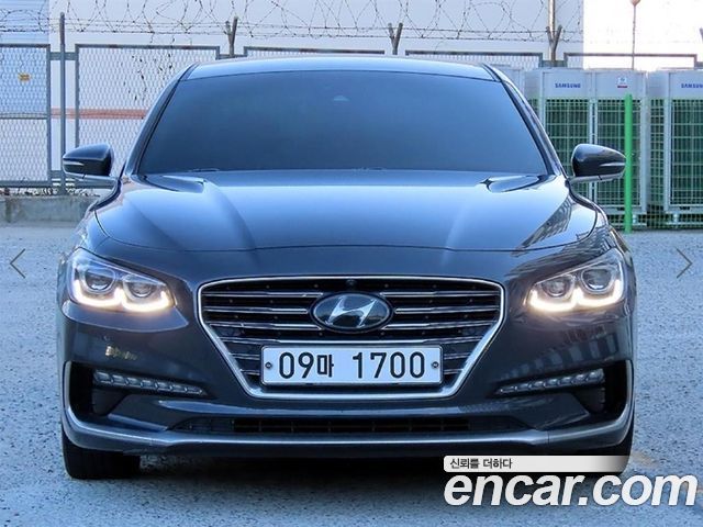 Hyundai Grandeur Hybrid (IG) Exclusive Special 2018 — фото 2