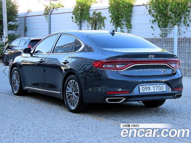 Hyundai Grandeur Hybrid (IG) Exclusive Special 2018 — фото 3