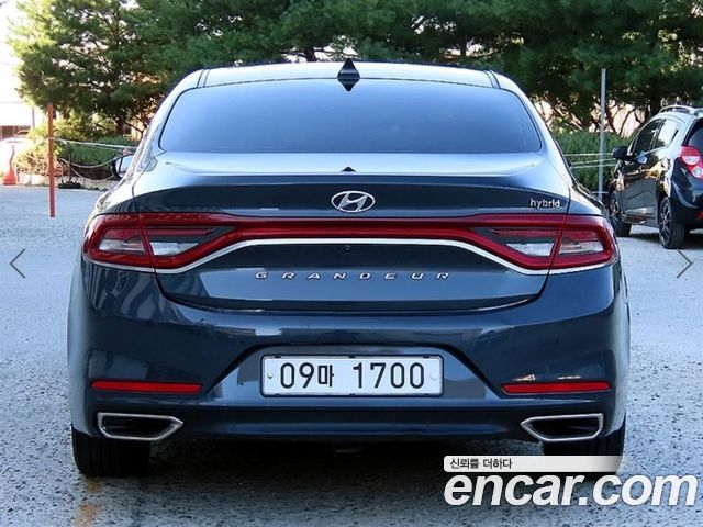 Hyundai Grandeur Hybrid (IG) Exclusive Special 2018 — фото 4
