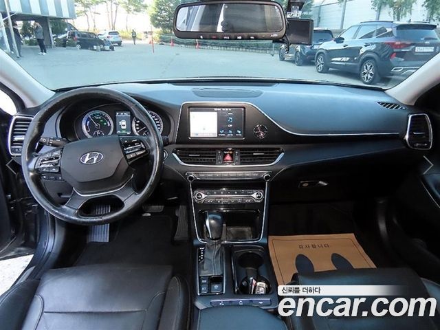 Hyundai Grandeur Hybrid (IG) Exclusive Special 2018 — фото 7
