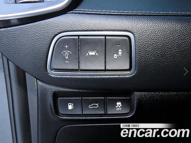 Hyundai Grandeur Hybrid (IG) Exclusive Special 2018 — фото 16
