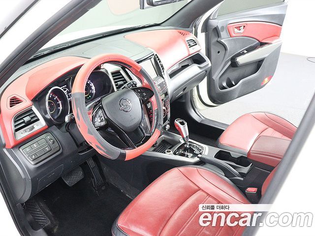 KG Mobility (SsangYong) Tivoli LX 2WD HI-DLX 2015 — фото 10