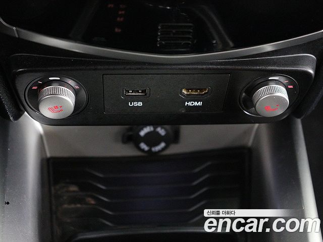 KG Mobility (SsangYong) Tivoli LX 2WD HI-DLX 2015 — фото 21