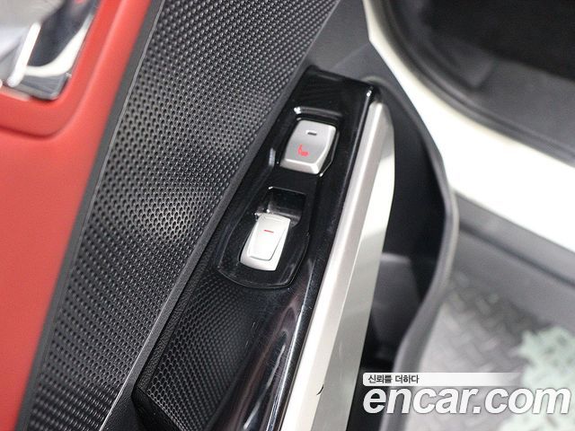 KG Mobility (SsangYong) Tivoli LX 2WD HI-DLX 2015 — фото 22