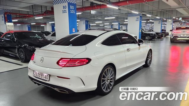 Mercedes-Benz C-Class (W205) C200 Coupe 2023 — фото 4