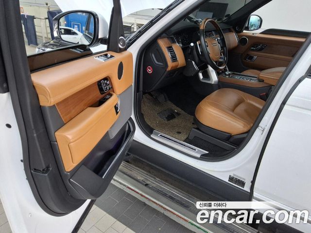 Land Rover Range Rover (IV) 5.0 SC AB LWB 2019 — фото 15