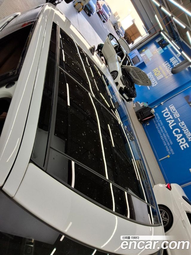Land Rover Range Rover (IV) 5.0 SC AB LWB 2019 — фото 17