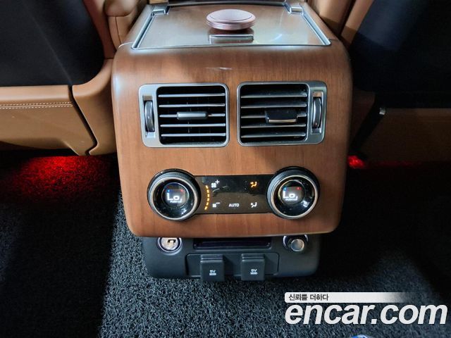 Land Rover Range Rover (IV) 5.0 SC AB LWB 2019 — фото 22