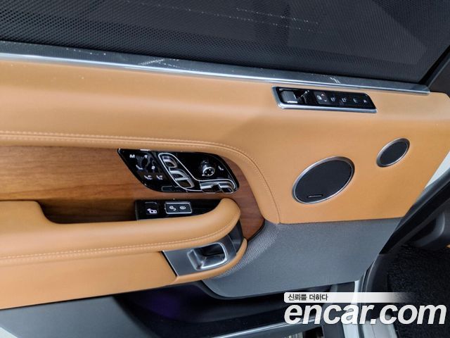 Land Rover Range Rover (IV) 5.0 SC AB LWB 2019 — фото 23