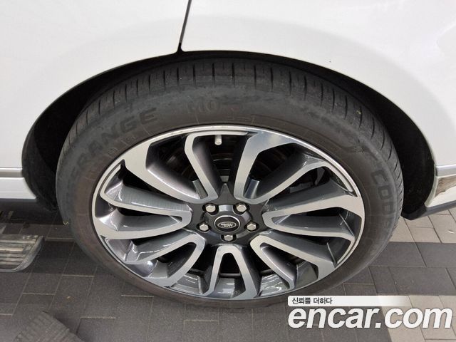 Land Rover Range Rover (IV) 5.0 SC AB LWB 2019 — фото 24