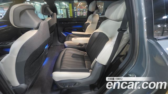 Kia EV9 Long Range 4WD GT Line 2024 — фото 7