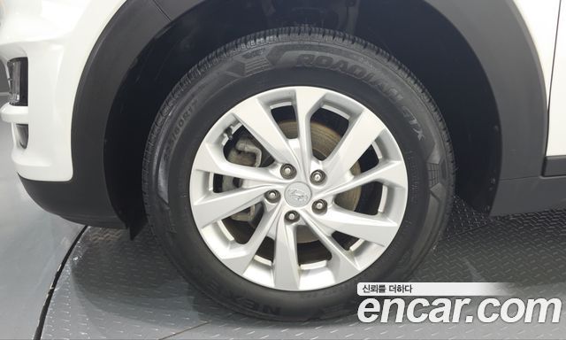 Hyundai Tucson Gasoline 1.6 turbo 2WD Modern 2020 — фото 5