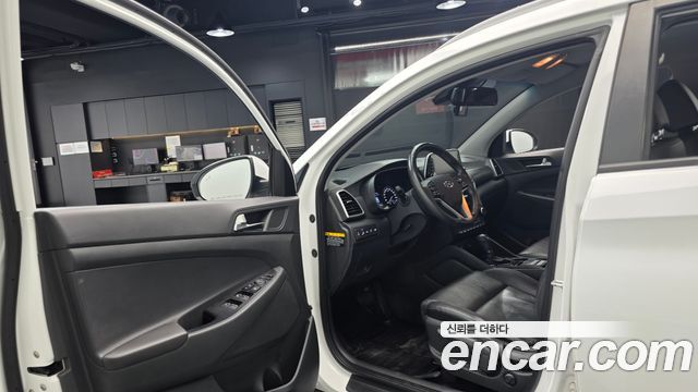 Hyundai Tucson Gasoline 1.6 turbo 2WD Modern 2020 — фото 10
