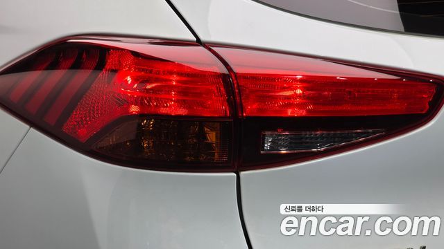 Hyundai Tucson Gasoline 1.6 turbo 2WD Modern 2020 — фото 23