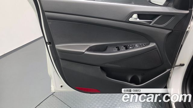 Hyundai Tucson Gasoline 1.6 turbo 2WD Modern 2020 — фото 24