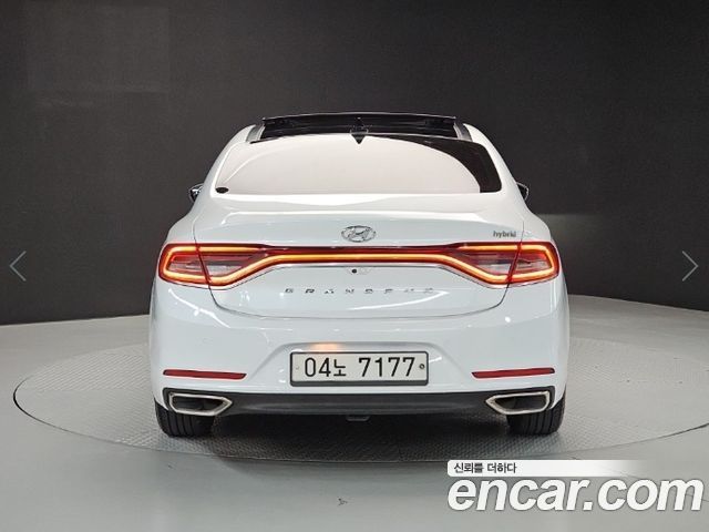 Hyundai Grandeur Hybrid (IG) Exclusive 2018 — фото 4