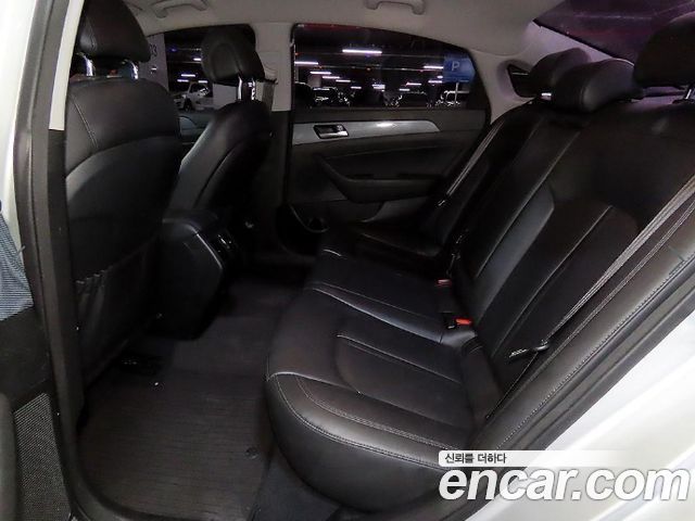 Hyundai Sonata Hybrid (LF) 2.0 HEV Modern 2015 — фото 8