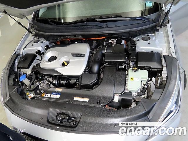 Hyundai Sonata Hybrid (LF) 2.0 HEV Modern 2015 — фото 22