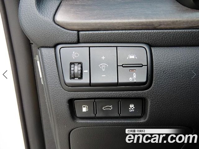 Kia K7 Premier 2.5 GDI Noblesse 2020 — фото 16