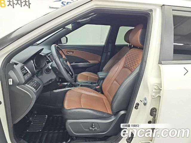 KG Mobility (SsangYong) Tivoli Armor Gear Plus 2WD 2019 — фото 15