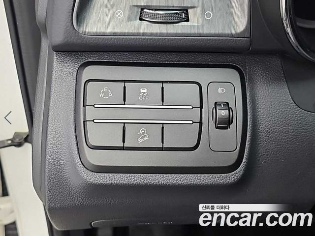 KG Mobility (SsangYong) Tivoli Armor Gear Plus 2WD 2019 — фото 21