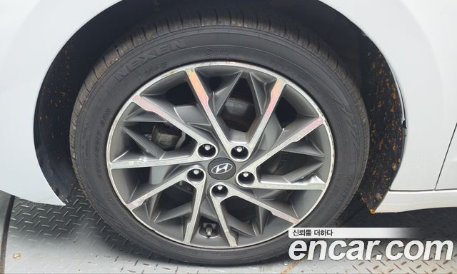 Hyundai Avante (AD) 1.6 Smart Choice 2020 — фото 5