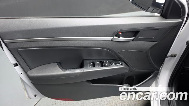 Hyundai Avante (AD) 1.6 Smart Choice 2020 — фото 24