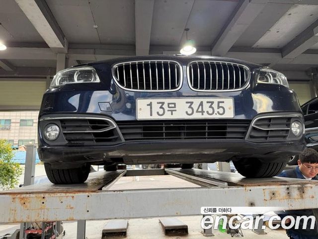 BMW 5 Series (F10) 520d Luxury