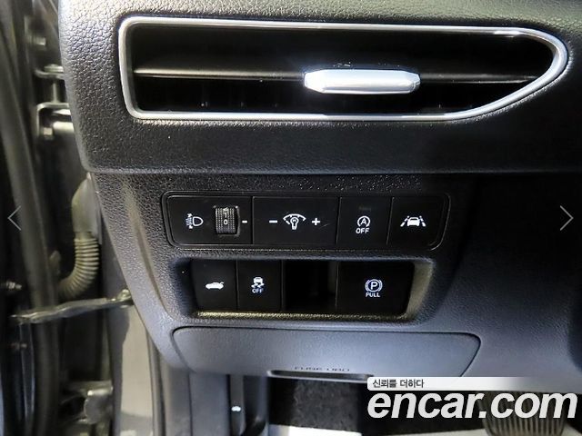 Hyundai Sonata (DN8) 2.0 Premium Family 2020 — фото 18