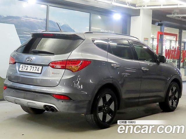 Hyundai Santa Fe (DM) Diesel(e-VGT) 2.0 2WD Premium 2013 — фото 2