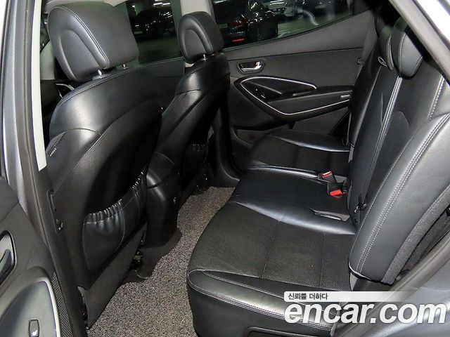 Hyundai Santa Fe (DM) Diesel(e-VGT) 2.0 2WD Premium 2013 — фото 7