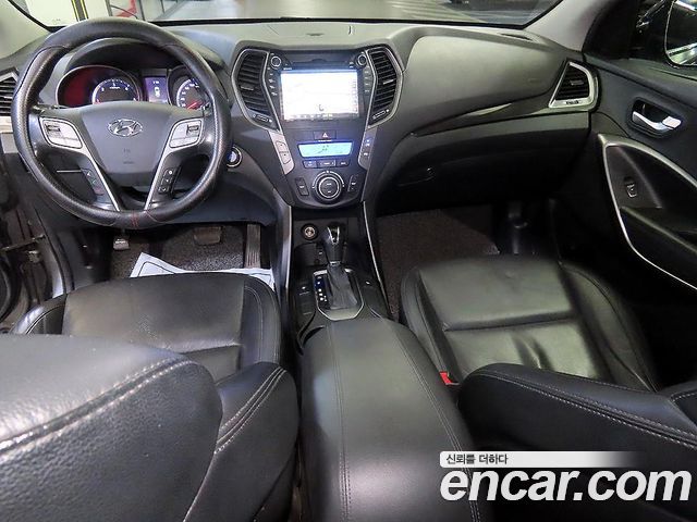 Hyundai Santa Fe (DM) Diesel(e-VGT) 2.0 2WD Premium 2013 — фото 10