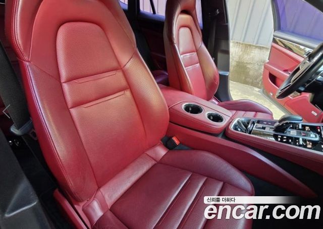 Porsche Panamera (971) 3.0 AWD 2018 — фото 4