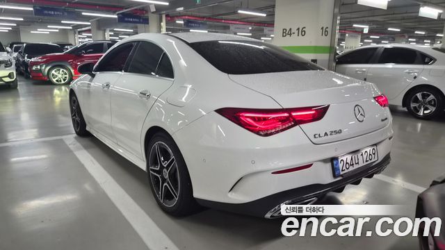 Mercedes-Benz CLA-Class (C118) CLA250 4MATIC 2023 — фото 3