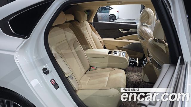 Kia K9 3.8 GDI PlatinumⅡ 2019 — фото 11