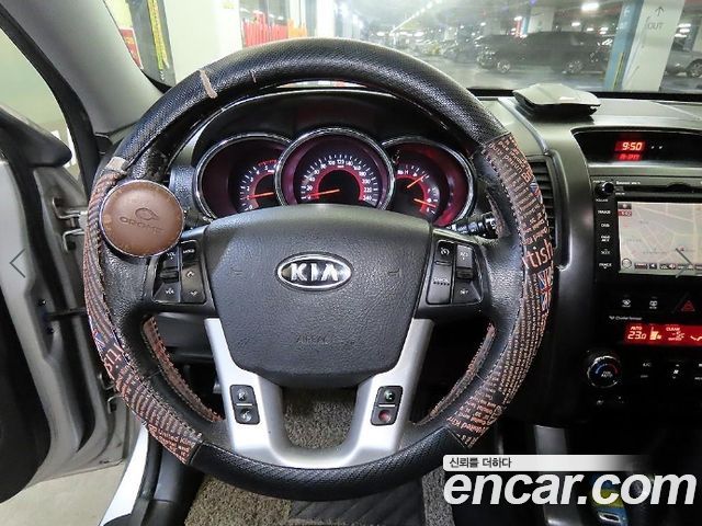 Kia Sorento R Diesel 2.0 2WD TLX Premium 2012 — фото 8