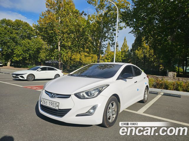 Hyundai Avante 1.6 GDi Smart Standard
