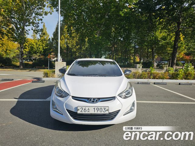 Hyundai Avante 1.6 GDi Smart Standard 2015 — фото 2
