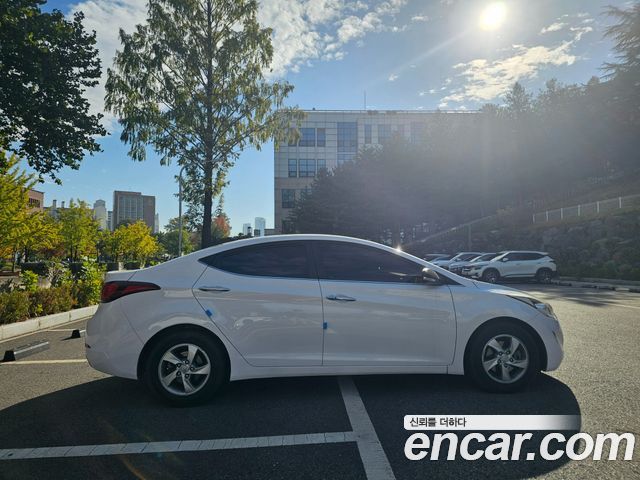 Hyundai Avante 1.6 GDi Smart Standard 2015 — фото 8