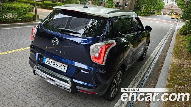 KG Mobility (SsangYong) Tivoli LX 2WD HI-DLX 2016 — фото 3
