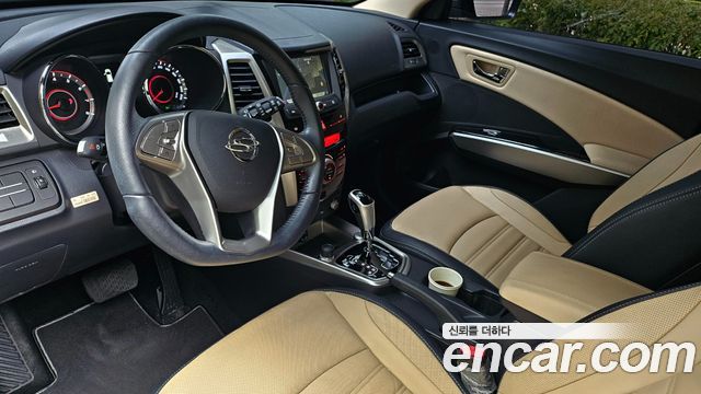 KG Mobility (SsangYong) Tivoli LX 2WD HI-DLX 2016 — фото 5