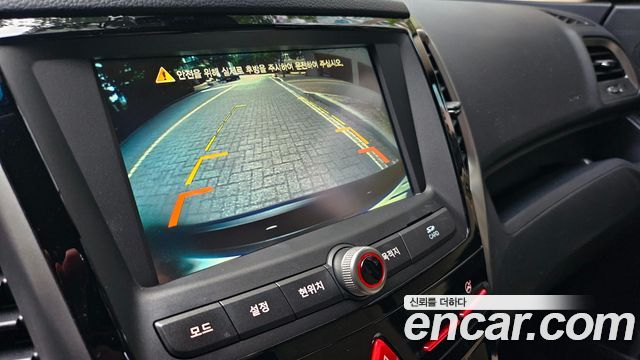KG Mobility (SsangYong) Tivoli LX 2WD HI-DLX 2016 — фото 17