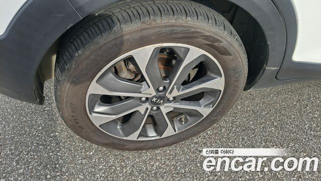 Kia Stonic Diesel 1.6 Prestige 2018 — фото 22
