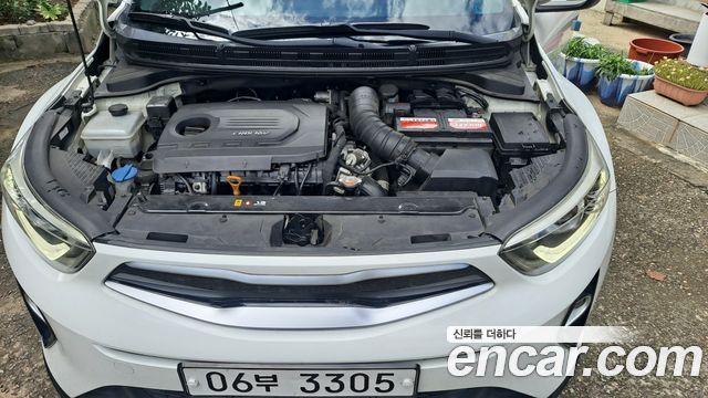 Kia Stonic Diesel 1.6 Prestige 2018 — фото 24