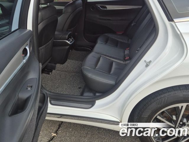 Hyundai Grandeur (IG) 3.0 LPi (Taxi) example 2020 — фото 20