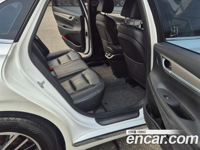 Hyundai Grandeur (IG) 3.0 LPi (Taxi) example 2020 — фото 21
