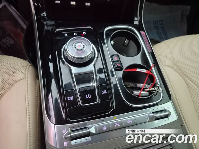 Kia Carnival (IV) Hi Limousine Conversion(LPG) 2023 — фото 8