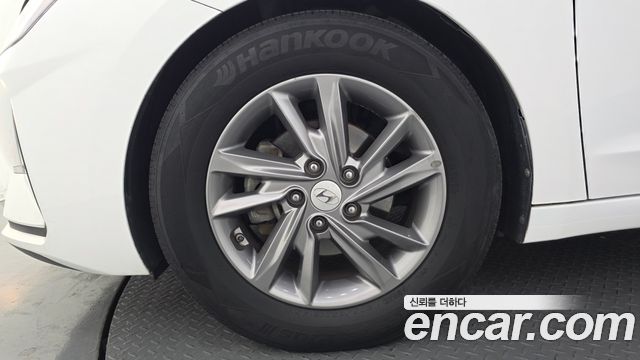 Hyundai Avante (AD) 1.6 Smart Choice 2020 — фото 5