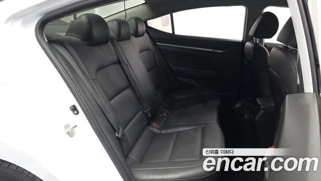 Hyundai Avante (AD) 1.6 Smart Choice 2020 — фото 12