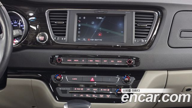 Kia Carnival 9-Seater Noblesse Special 2020 — фото 14